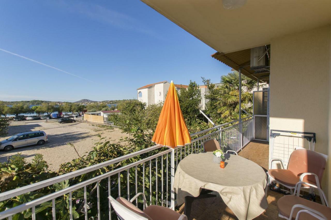 Apartment Nediljka Vodice Exterior foto